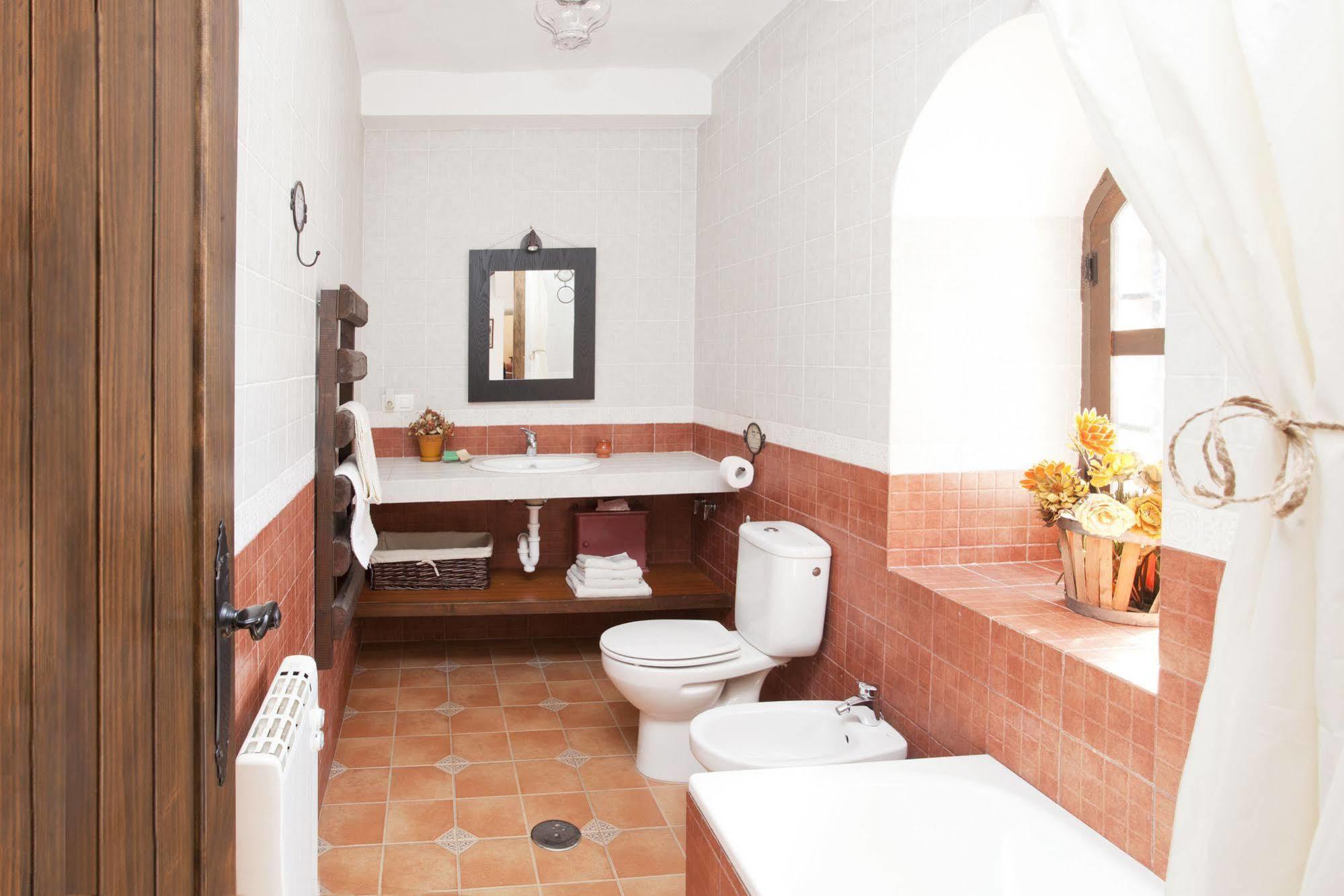 Alojamiento Rural El Cortijuelo Hotel Illora ภายนอก รูปภาพ